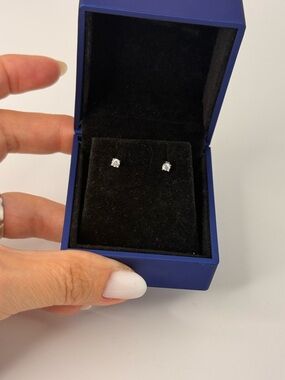 Brilliant Fire Moissanite Stud Earrings 925 Silver Screwback 0.25ct